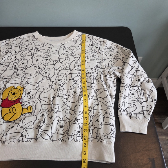 Hybrid Apparel Disney Winnie the Pooh Cream Sweatshirt Size 2X - Picture 6 of 8